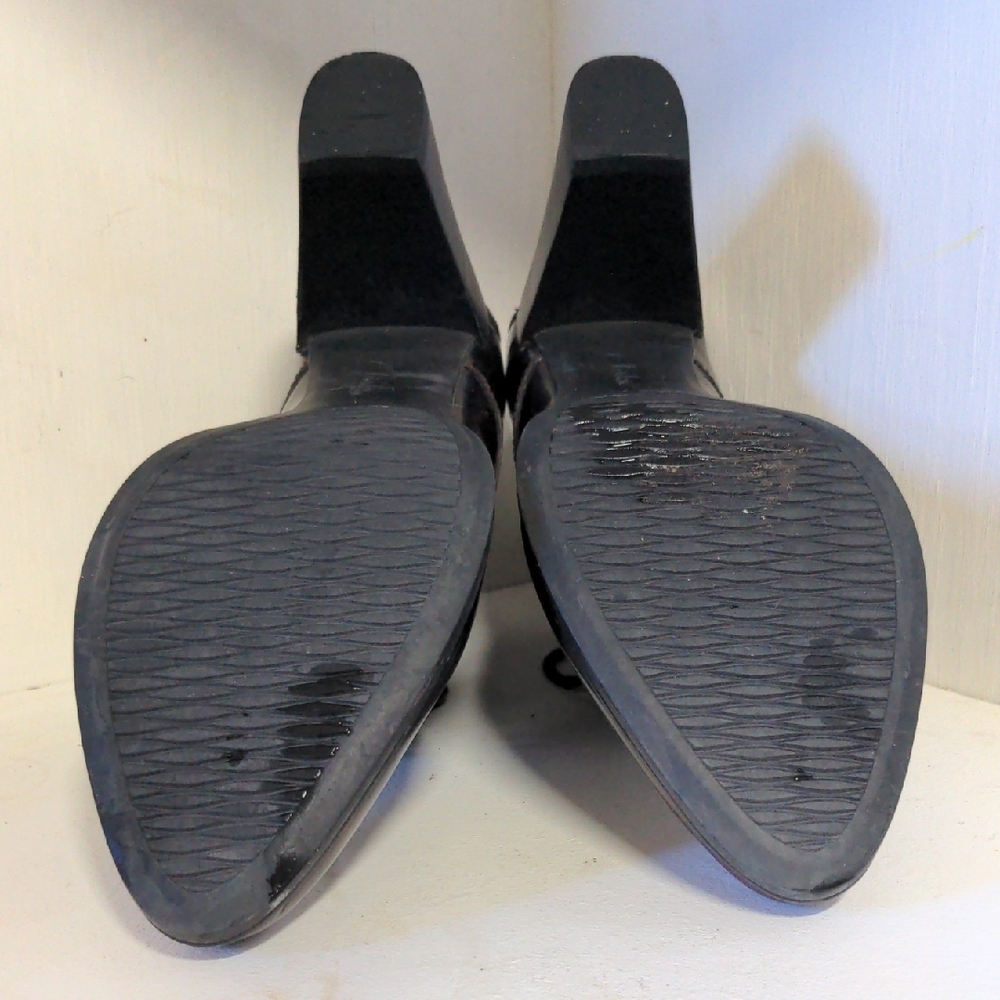 Clarks Deep Burgundy Leather Boots - Picture 6 of 7